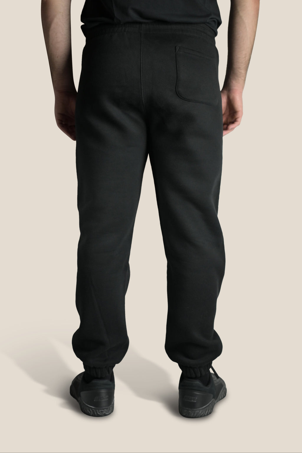 JoggerBTB_NEGRO_2