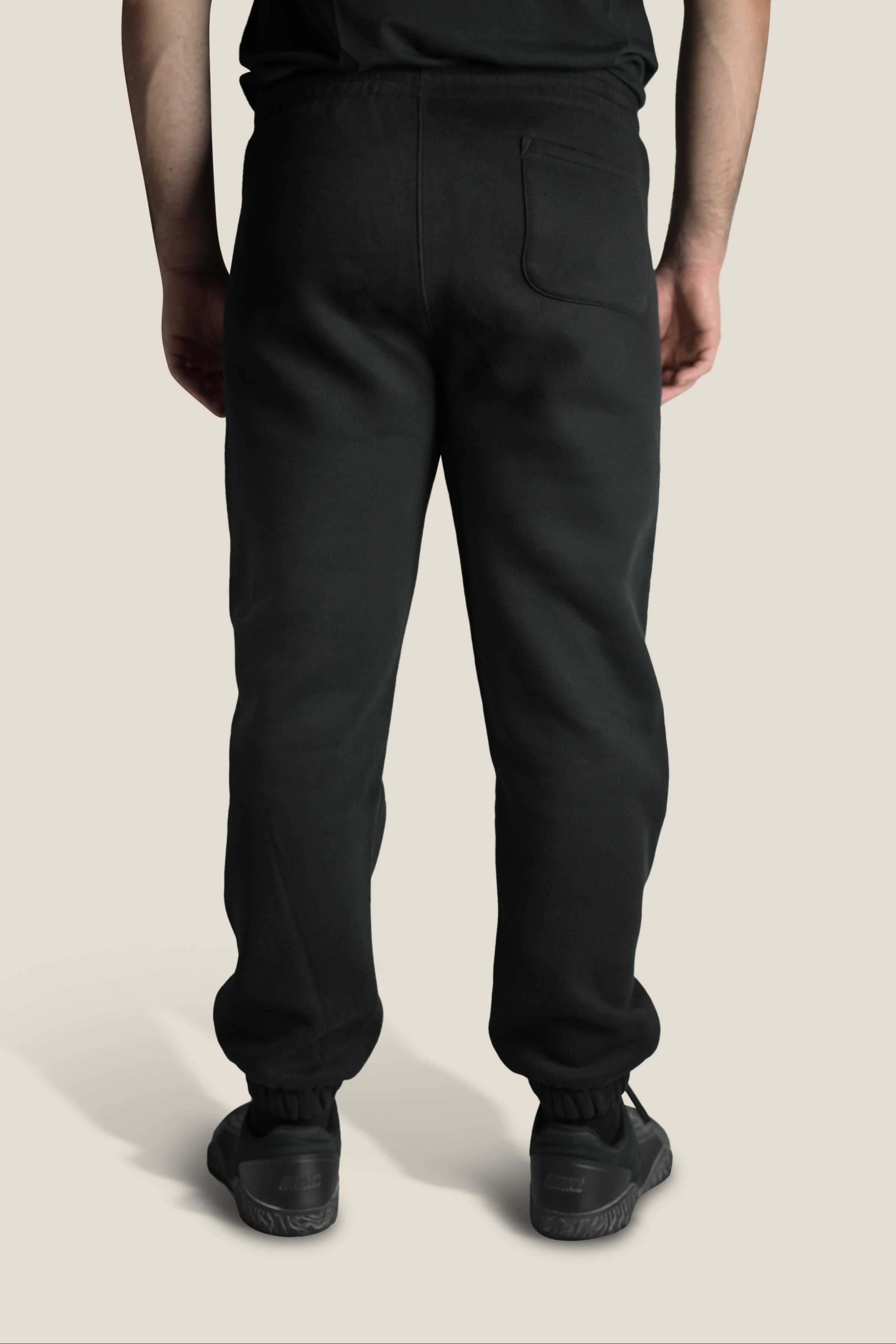 JoggerBTB_NEGRO_2