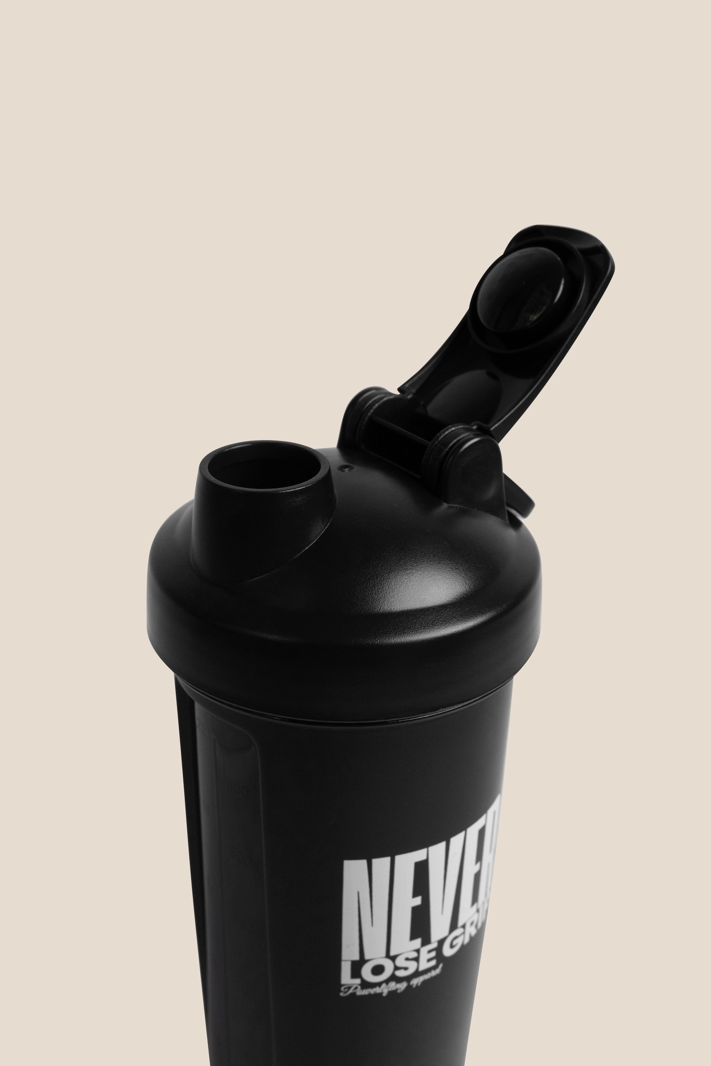 SHAKER_PLASTICO_NEGRO_3