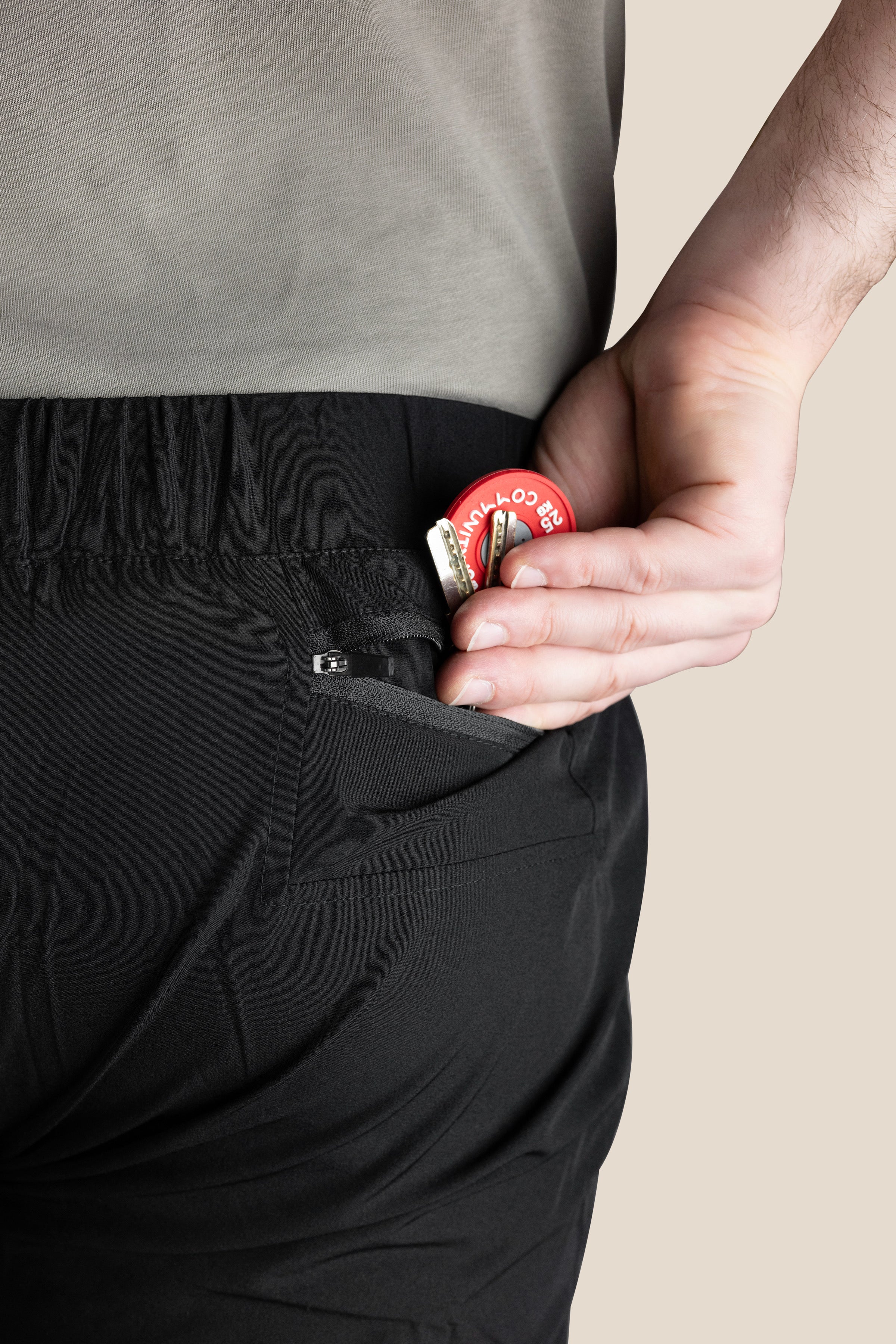 SHORTS_NEGRO_3