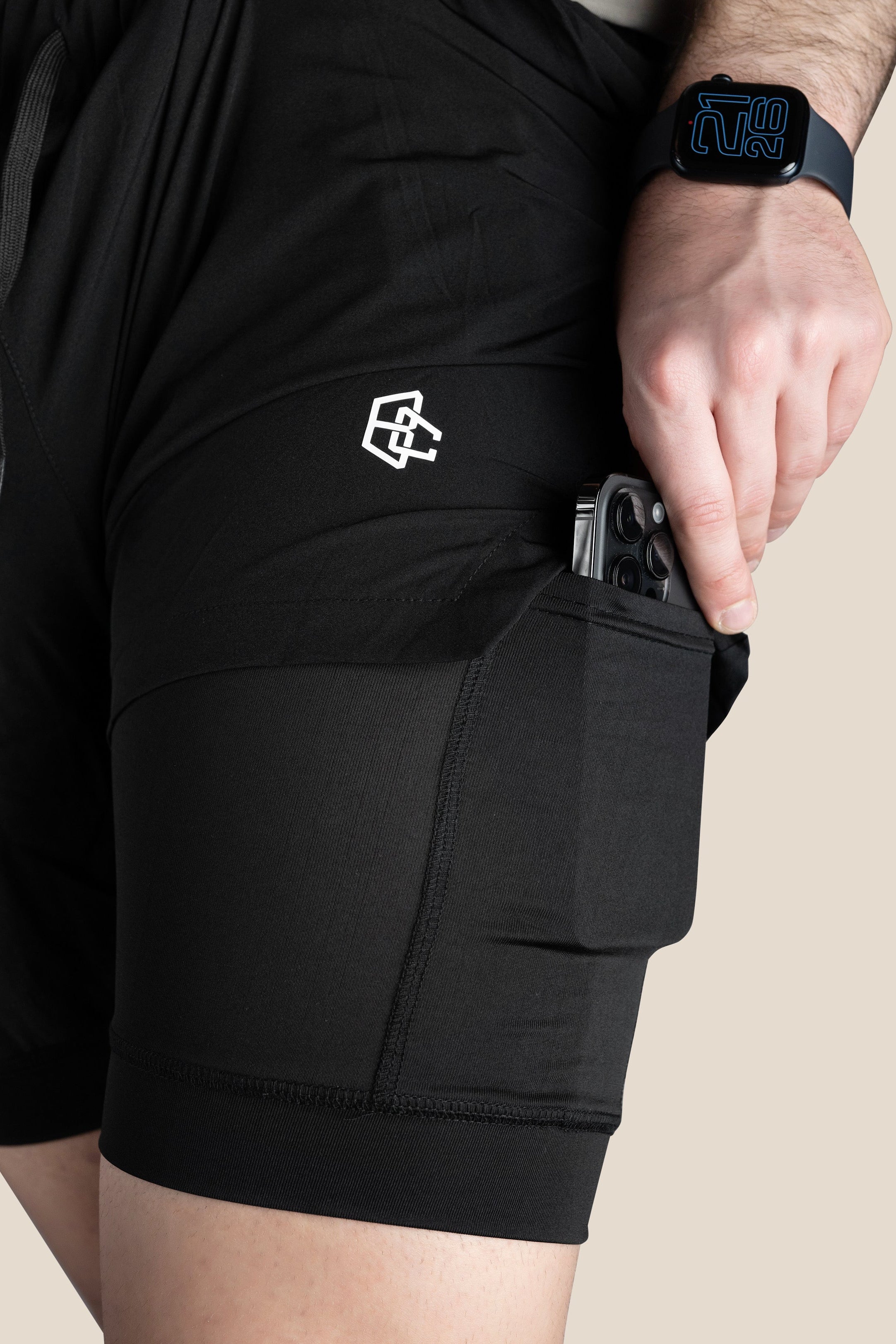 SHORTS_NEGRO_4